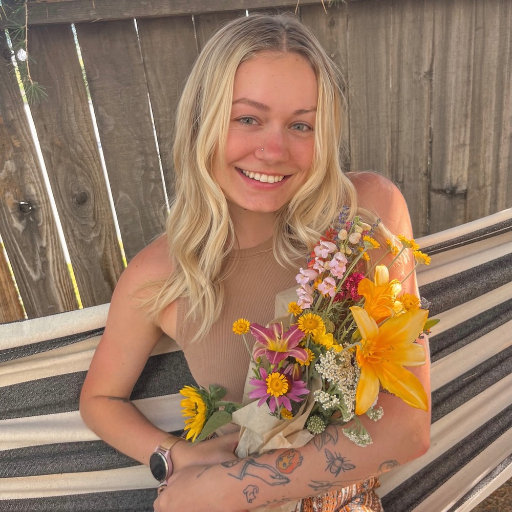 Meet your Posher, Calysta